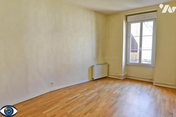 Appartement centre-ville avec vue sur la Mayenne – Laval