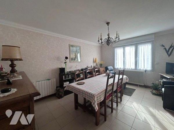 Maison en Vente à Quévert (22100) en Côtes-d'Armor (22)

Cette maison se situe dans la locali...