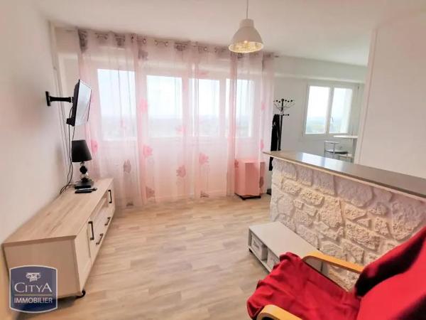 Appartement à louer 1 pièce 30.77m² Laon (02000)
