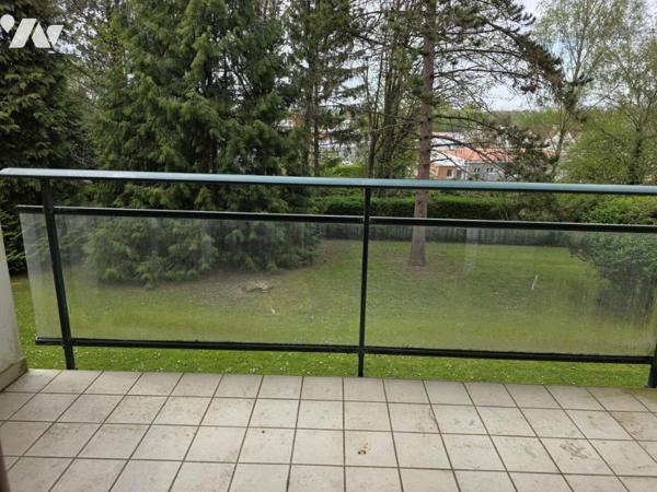 Appartement de type 3 en résidence sécurisée avec parking et balcon 