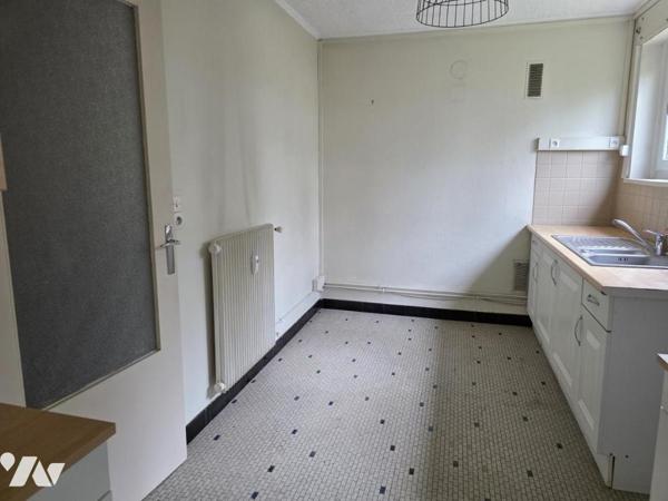Appartement de type 3 en résidence sécurisée avec parking et balcon 