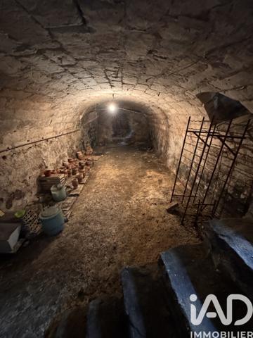 Maison à vendre 6 pièces 136 m² Pont-sur-Yonne