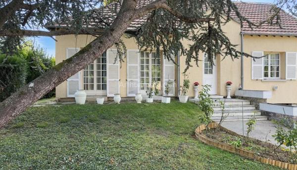 Vente Maison 6 pièces 119 m2 à Saint-Fargeau-Ponthierry