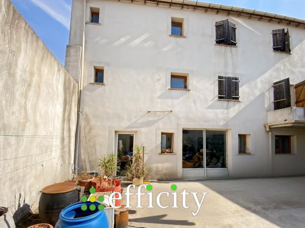 Immeuble
         15 pièces
        - 350 m² 315 000 € *