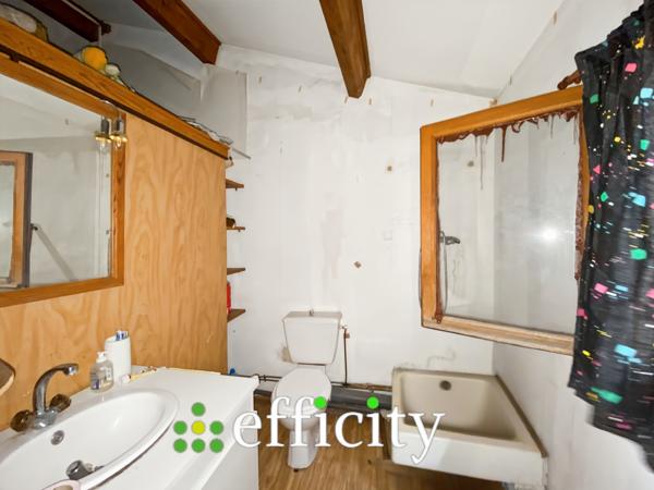 Immeuble
         15 pièces
        - 350 m² 315 000 € *