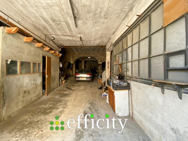 Immeuble
         15 pièces
        - 350 m² 315 000 € *