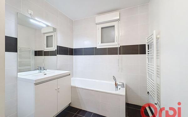 Appartement à vendre    3 pièces • 59 m2 Villeurbanne