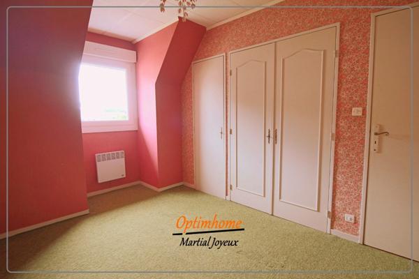 A la recherche d'une maison familliale 5 chambres avec un beau jardin ? Ne chercher plus....