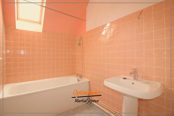 A la recherche d'une maison familliale 5 chambres avec un beau jardin ? Ne chercher plus....