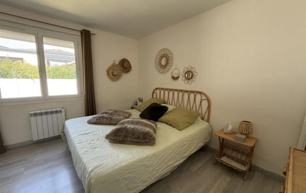 Vente Villa avec très grand garage rénové(e) Meze   