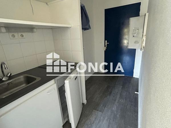 Location Studio 20.21 m² - 50 RUE DONISSAN Bordeaux 33000