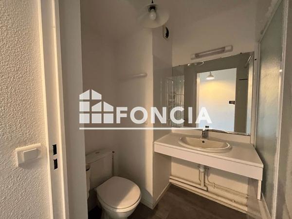 Location Studio 20.21 m² - 50 RUE DONISSAN Bordeaux 33000