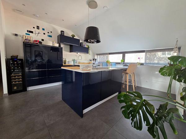 Appartement Elbeuf 6 pièce(s) 198 m2