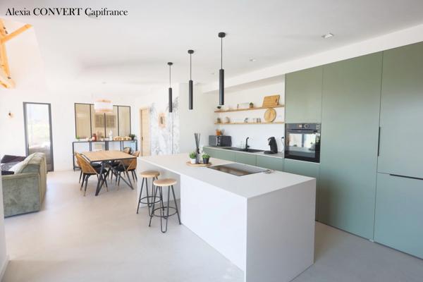 Maison à vendre 5 pièces, terrain 605m² prestation haut de gamme proche centre VIRIAT (01440)