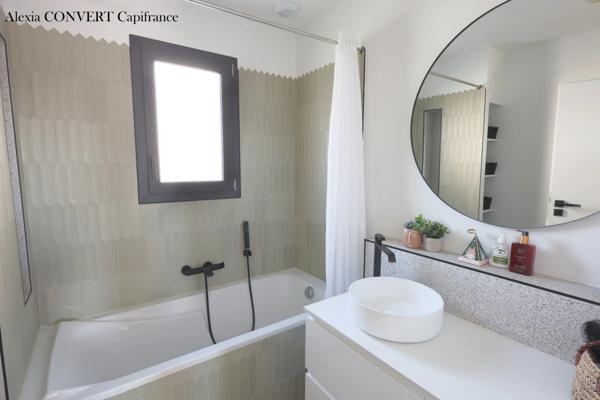 Maison à vendre 5 pièces, terrain 605m² prestation haut de gamme proche centre VIRIAT (01440)