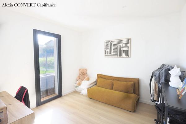 Maison à vendre 5 pièces, terrain 605m² prestation haut de gamme proche centre VIRIAT (01440)