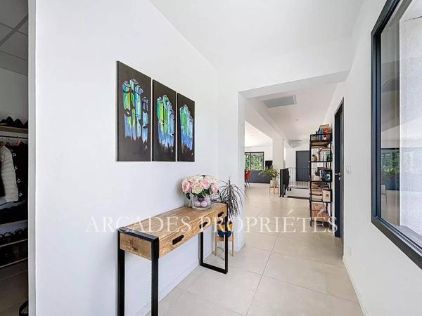 Maison Contemporaine de prestige CREON