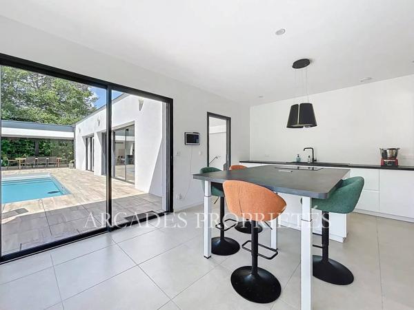 Maison Contemporaine de prestige CREON