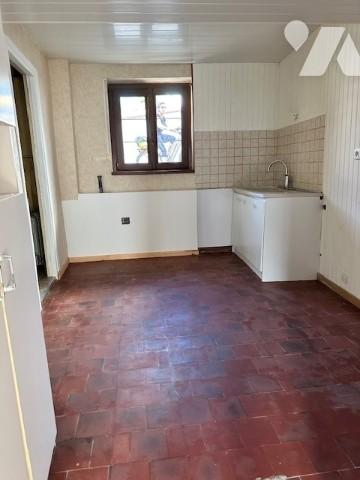 ETAMPES SUR MARNE- 5 minutes de la gare- Maison de village de 70 m² de type 3 avec 2 chambres.