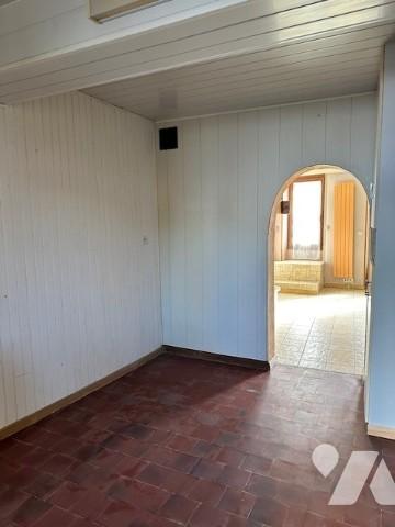 ETAMPES SUR MARNE- 5 minutes de la gare- Maison de village de 70 m² de type 3 avec 2 chambres.