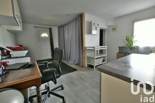 Maison à vendre 7 pièces 160 m² Courcelles-Epayelles