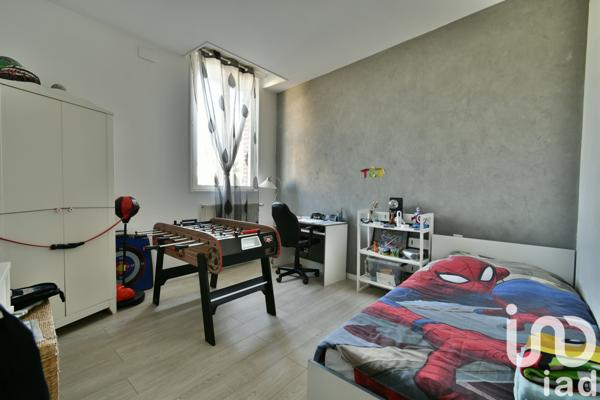 Maison à vendre 7 pièces 160 m² Courcelles-Epayelles