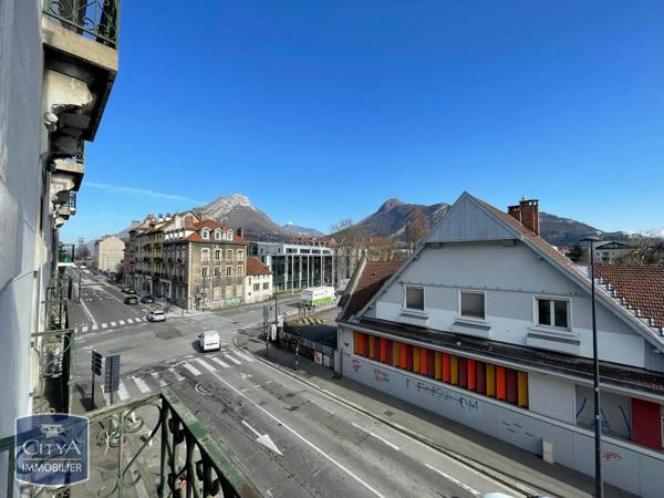 Appartement à louer 4 pièces 97.81m² Grenoble (38000)