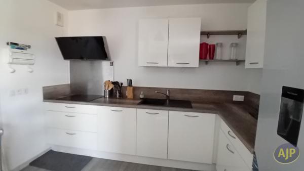 Appartement à louer Biscarrosse : 4 pièces, 85m² avec 3 chambre(s) à 1 200€ - AJP Immobilier Biscarrosse