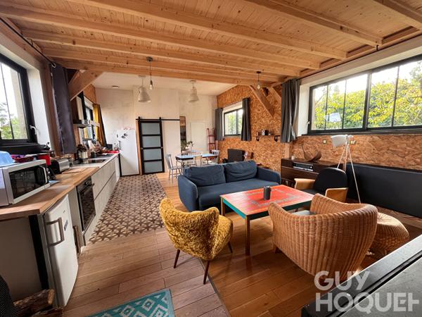 Maison esprit loft ? Ancienne dépendance aménagée avec potentiel