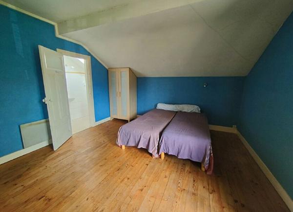 Maison à vendre    7 pièces •  Grenoble