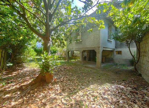 Maison à vendre    7 pièces •  Grenoble