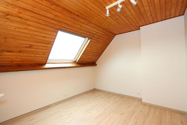 Vaste maison familiale au calme de l'Immaculée - 4 chambres, grand terrain, carport, préau et atelier