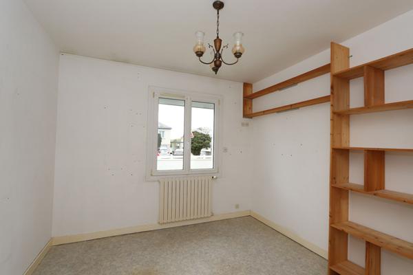 Vaste maison familiale au calme de l'Immaculée - 4 chambres, grand terrain, carport, préau et atelier