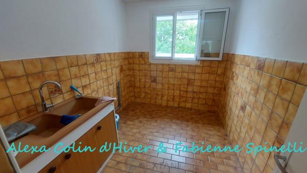 Appartement en RDC, 2 chambres et cave