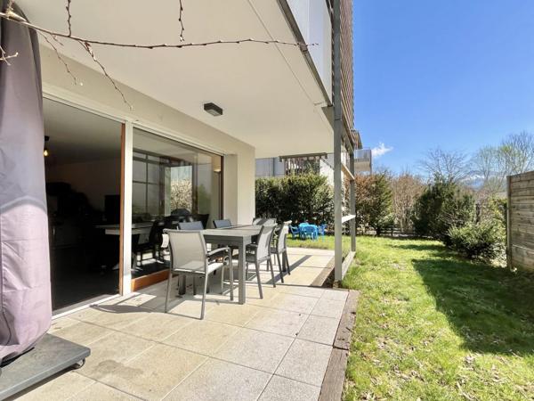 T3 de 70 m² - RDC - 100 m² JARDIN / CAVE / GARAGE