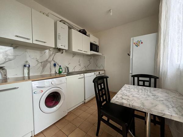 Magnifique appartement de 4 pièces avec place de parking et cave, la Marne à deux pas !