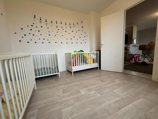 Magnifique appartement de 4 pièces avec place de parking et cave, la Marne à deux pas !