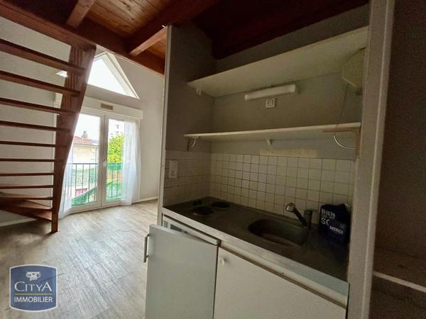 Appartement à louer 1 pièce 23.23m² Talence (33400)