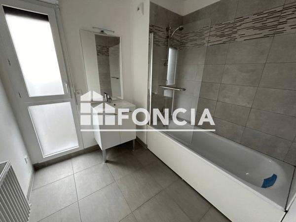 Location Appartement 3 pièces 65.94 m² - LES RIVES DE SEINE - APT 24 Elbeuf 76500