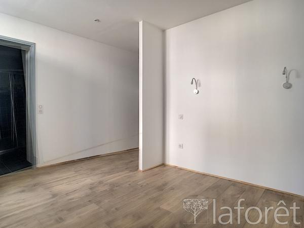 Location appartement près de Châlons-en-Champagne - 1 pièce(s) - 38 m² - 490 €/mois