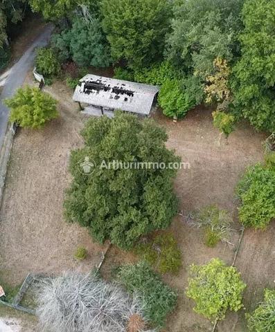Vente Terrain 1951 m2 à Neuvic