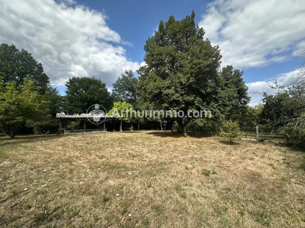 Vente Terrain 1951 m2 à Neuvic