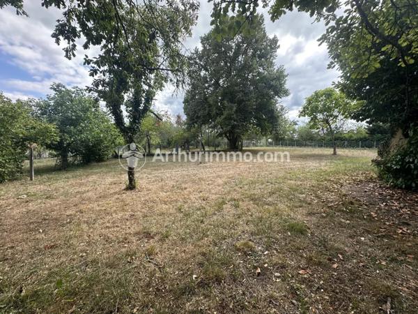 Vente Terrain 1951 m2 à Neuvic