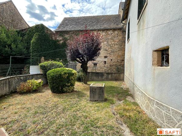 Maison de village au cœur de Bournazel