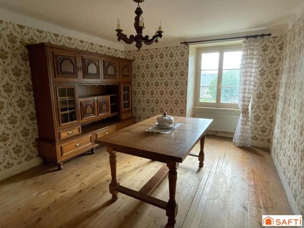 Maison de village au cœur de Bournazel