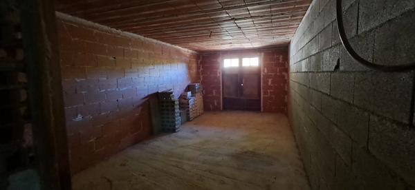 AUTERIVE (32) villa  en cours de réalisation de 112 m²,  4 pièces + sous-sol  terrain de 6231 m²