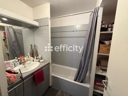 Appartement
         2 pièces
        - 43 m² Exclusivité