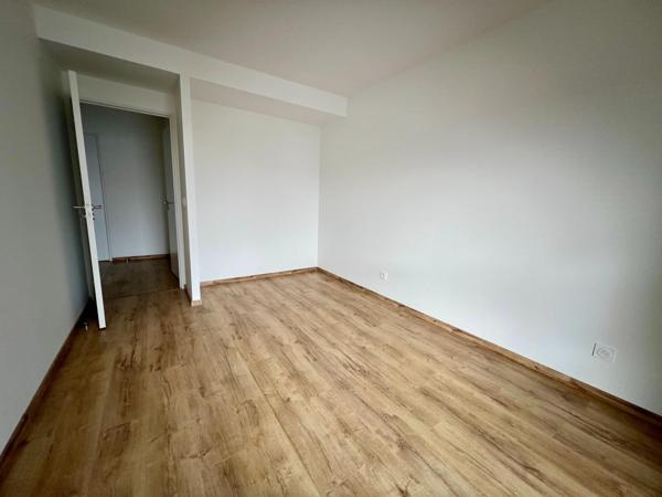 Frais de notaire offerts - Remise de 20 000€ à déduire du prix affiché - Maison avec jardin, garage, DPE A, climatisation