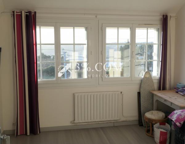 Maison 5 pièce(s) 4 chambre(s) 141 m²