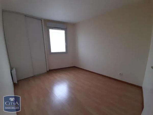 Appartement à louer 3 pièces 68.94m² Orléans (45000)